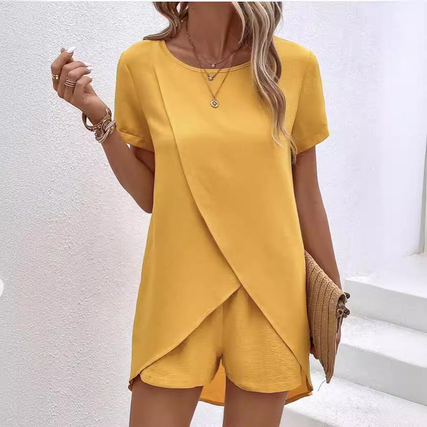 Women's Fashion Casual Round Neck Short Sleeved T-shirt Shorts Set Summer Irregular T Shirts Shorts Set Ladies Loose T-shirt Shorts Set