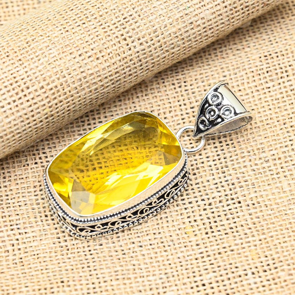 Attraktiv Citrin Ädelsten Handgjord 925 Sterlingsilver Smycke Härligt Hänge Gåva Till Hennes