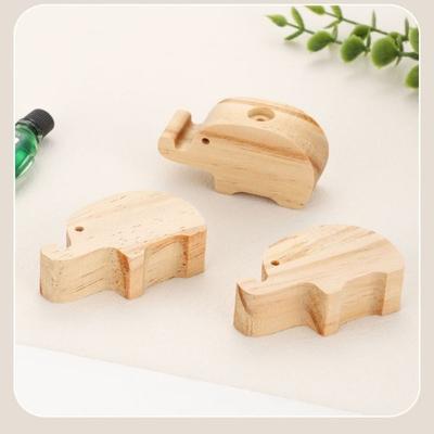 Eco-Friendly Wooden Aromatherapy Diffuser Fragrance Diffused Refreshing Air Essential Oil Diffuser Bear/Elephant Shape
