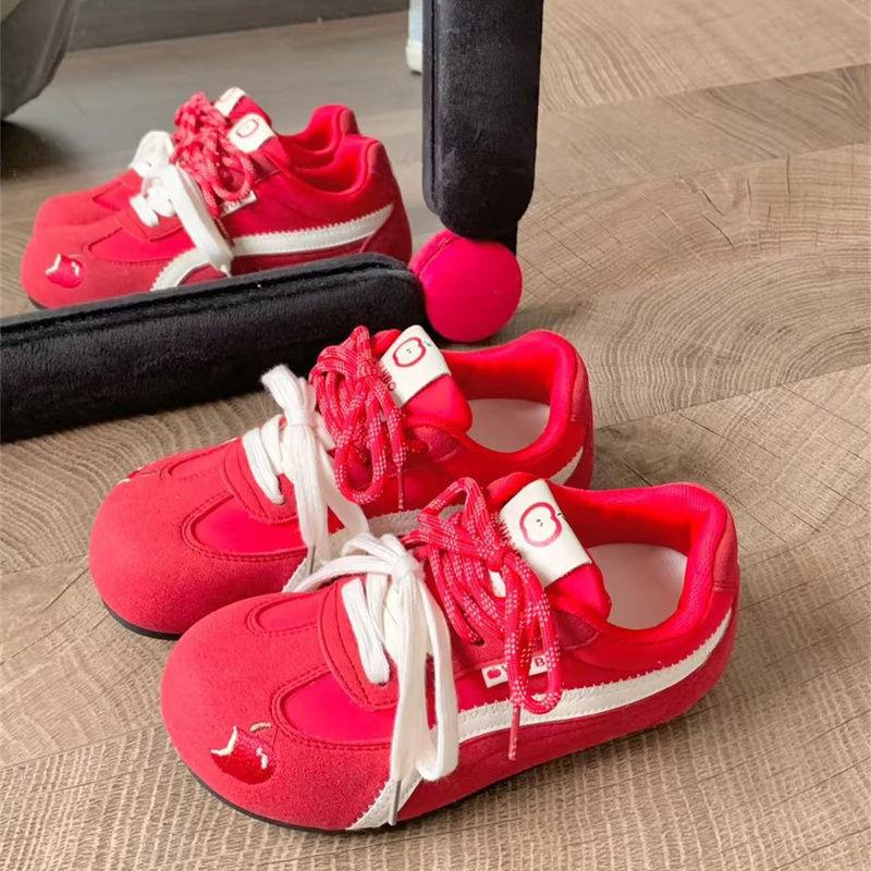 Women's new platform white shoes versatile niche shoes student soft baseplate shoes