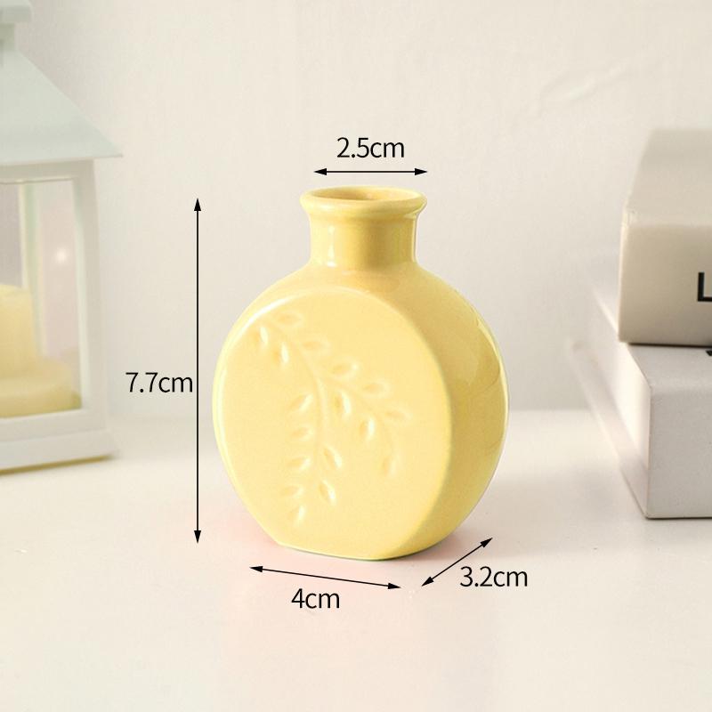 Nordic Ceramic Bud Vase Modern Small Flower Pot Decorative Flower Vases for Home Office Desktop Decor Wedding Flower Arrangement