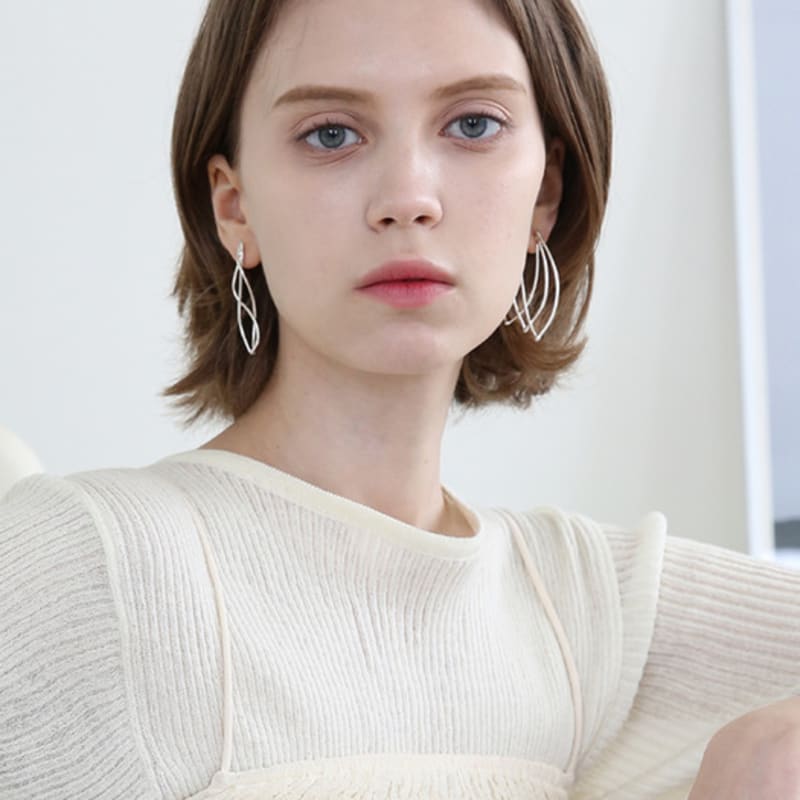 REINDEER MOROCCO EARRING 37