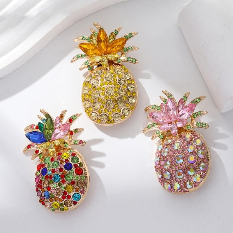 Sparkling Rhinestones Pineapple Brooch Featuring Vibrant Enamel Design Perfect For Fashion Accessory Gift