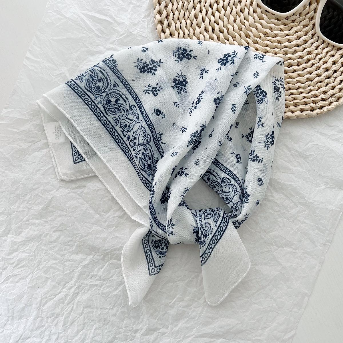 Women Floral Small Square Scarf Japanese Style Spring Summer Decorative Headscarf 6060cm белый