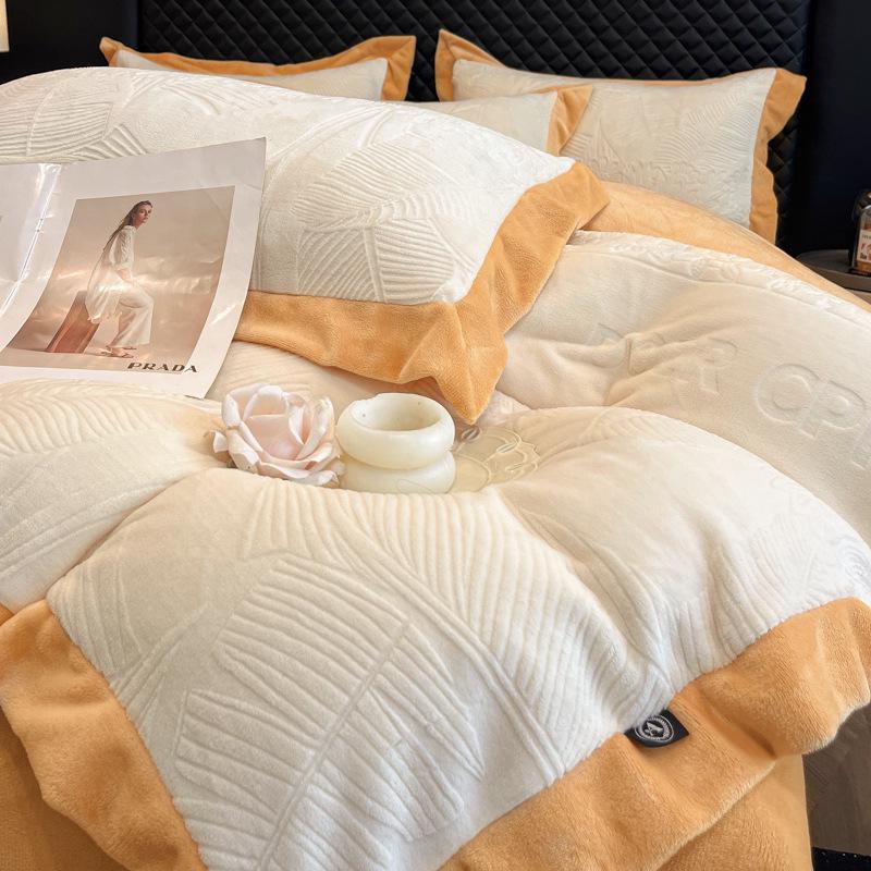 Matte Velvet 4-Piece Set: Non-Static, Solid Color, Wide-Edge Embroidery, Autumn/Winter Plus Velvet Fitted Sheet.