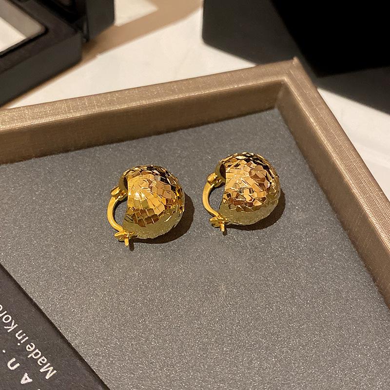 Серьги-гвоздики из металла с покрытием из настоящего золота, серьги-полукруги, модные серьги, подчеркивающие темперамент