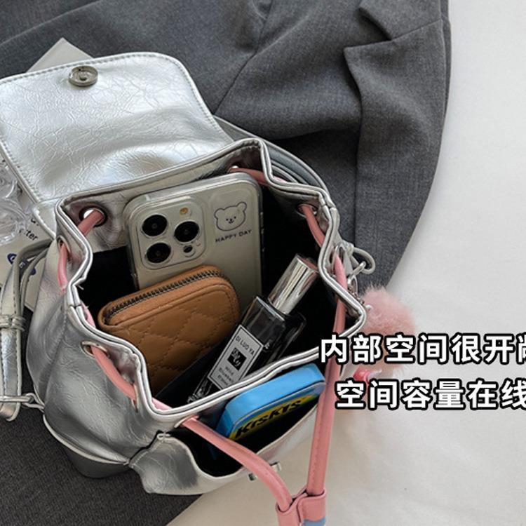 College Student Cute Backpack Lightweight Girls Casual Silver Bag Chain Backpack Ladies