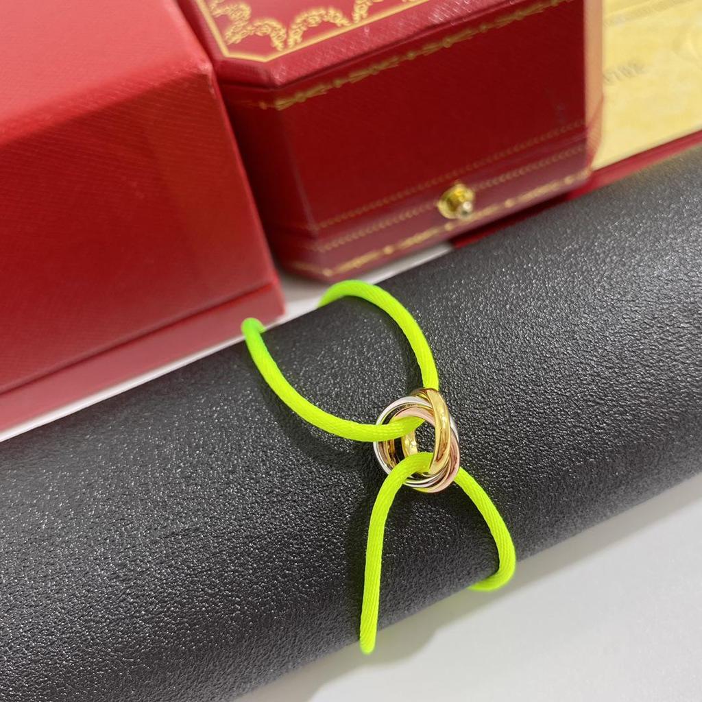 Ručne pletený farebný náramok s tromi krúžkami: Šťastný štýl páru Darček na Nový rok