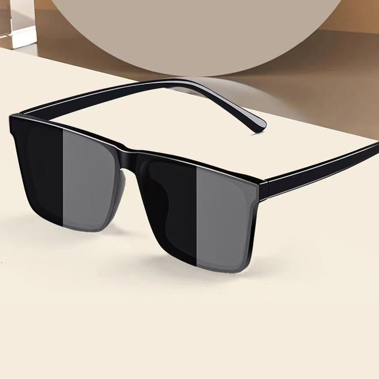 Unisex European & American Style Polarized Sunglasses - High-Quality UV Protection, Fashionable Square Frame for Driving