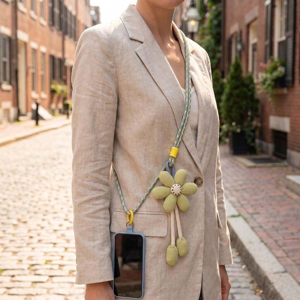 Crossbody Phone Woven Chain Phone Charm Cell Phone Strap Flowers Phone Lanyard  Outdoor Activity