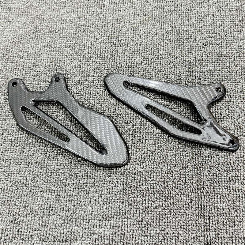 Motorcycle Accessories Carbon Fiber Driver' S Heel Protector Foot Pad For YZF-R7 R7 2025-2025