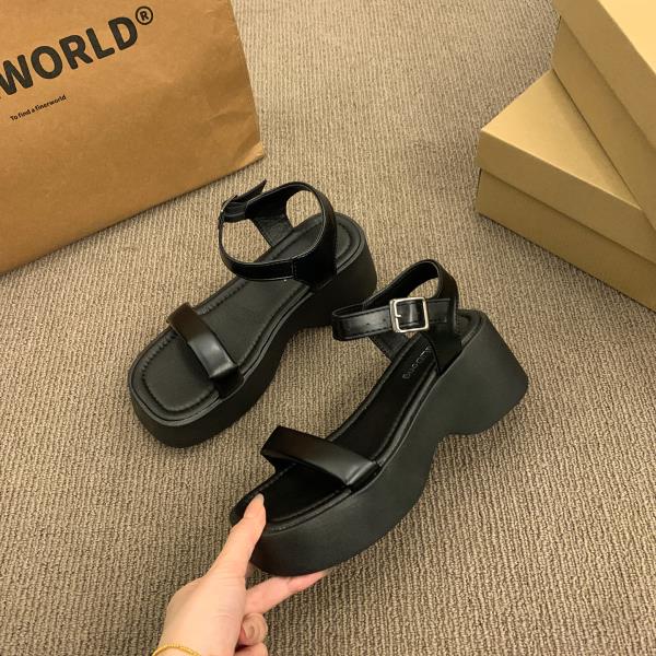 Fashion Clogs With Heel Sandals On A Wedge All-Match 2025 Women's Female Shoe Thick Platform New Outside Girls Summer Fashion Rome