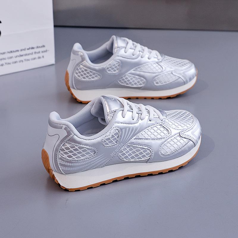 New lightweight sports shoes women's super fire 2025 new versatile casual platform Forrest Gump mesh dad shoes GT8008