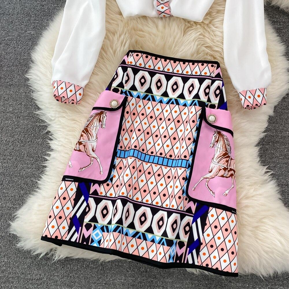 Fashion Suit Ladies Temperament Positioning Printing Loose Long Sleeved Shirt Two-Piece Set High Waist Skirt Short Skirt Spring