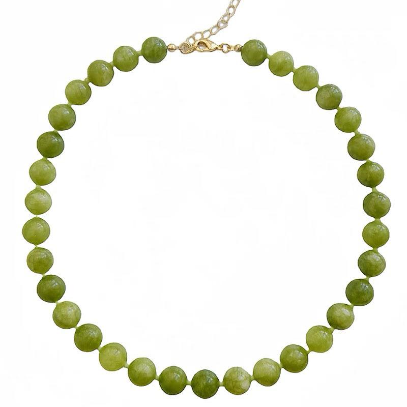 Green grape natural stone necklace, versatile and fashionable