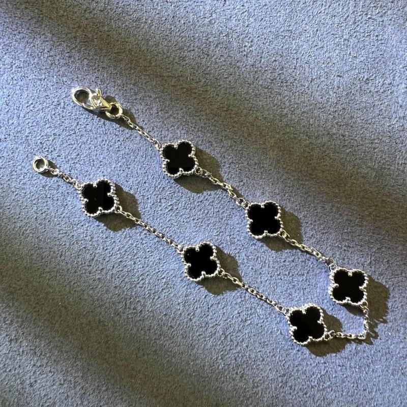 

Бутик Мини Браслет Клевер-четырехлистник 9 мм Шесть цветов 18k Мода Инс Мужские и женские браслеты mini Six Flowers Bracelet