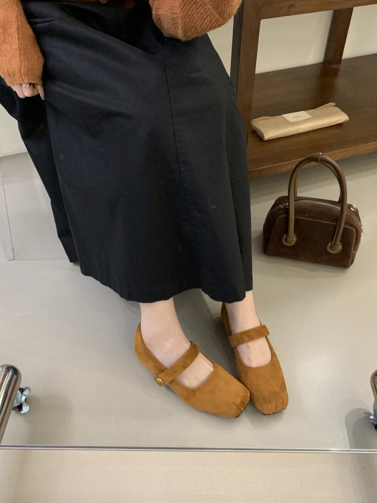 French wear inner height increase camellia evening shoes single shoes women's shoes 2025 autumn not tired feet suede commuter shoes