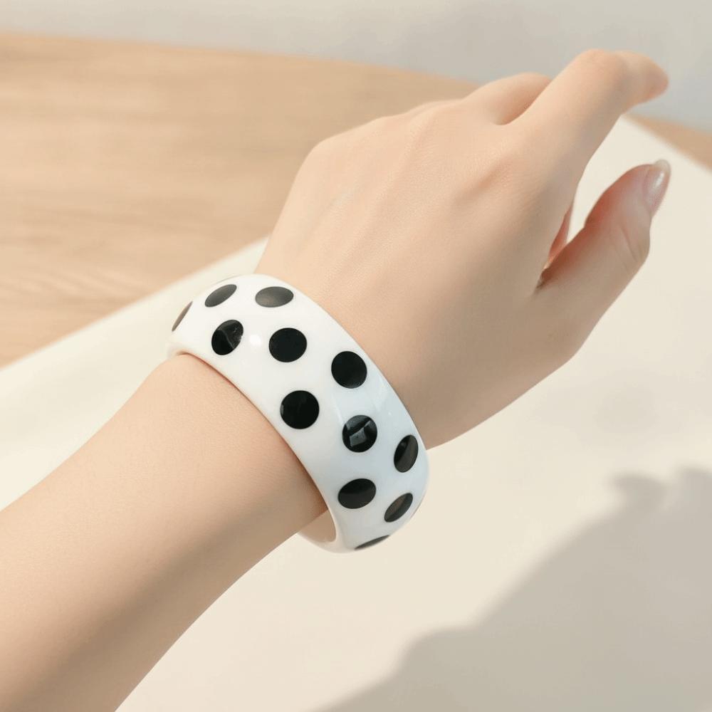 Polka Dot Spotted Bangle European Style Round Bracelet Retro Women's Bangle Women