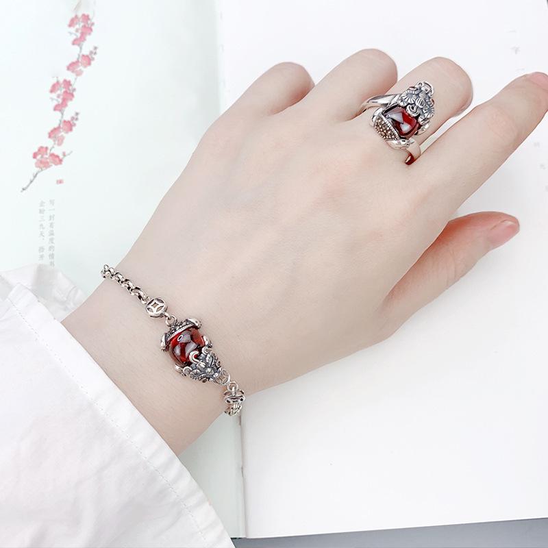 S925 Sterling Silver Pixiu Bracelet with Garnet: Women's Retro Ethnic Style Classic Couple's Gift