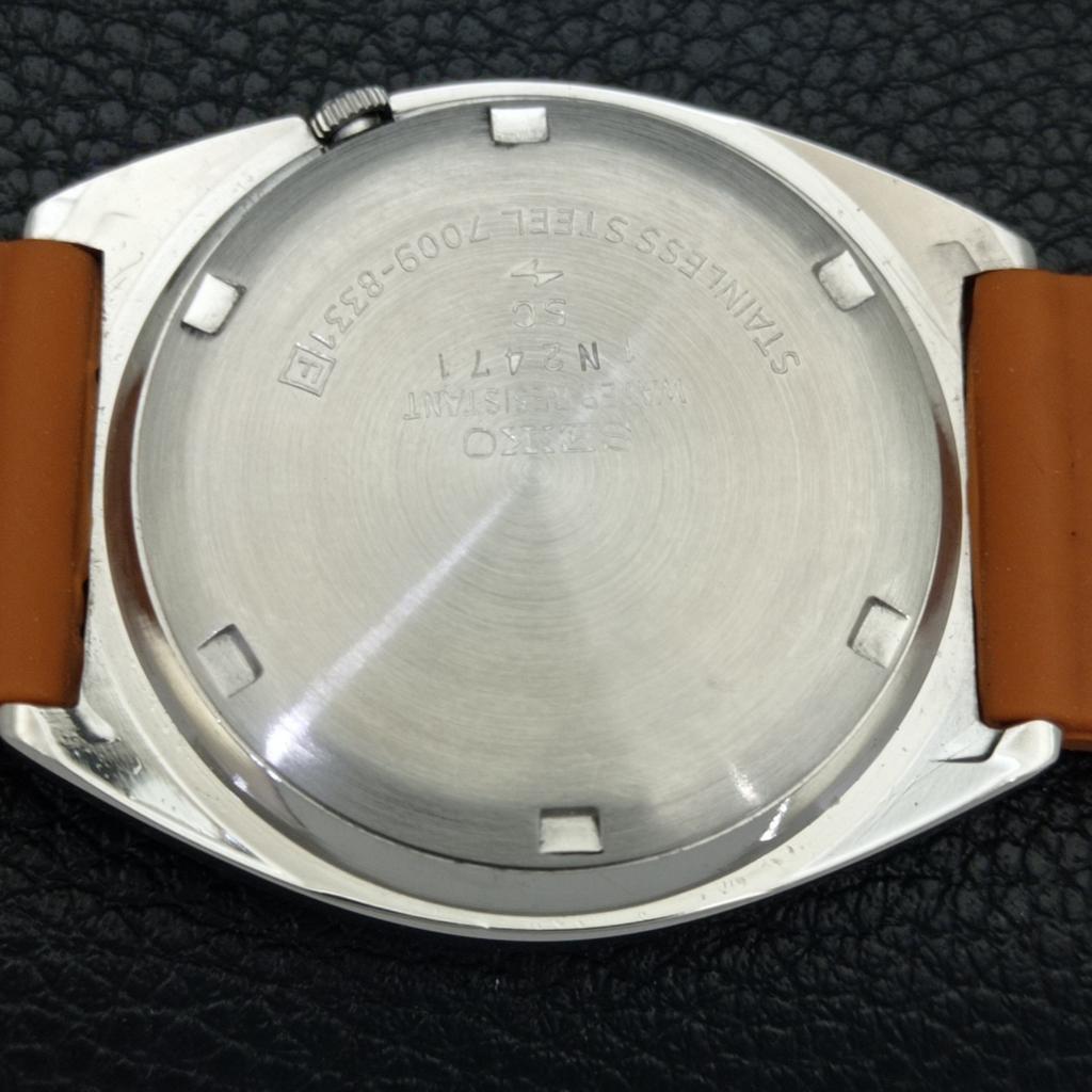 JAPAN VINTAGE SEIKO 5 AUTOMATIC 7009A MENS ARABIC SILVER DIAL WATCH a702446-5 R124-a702446