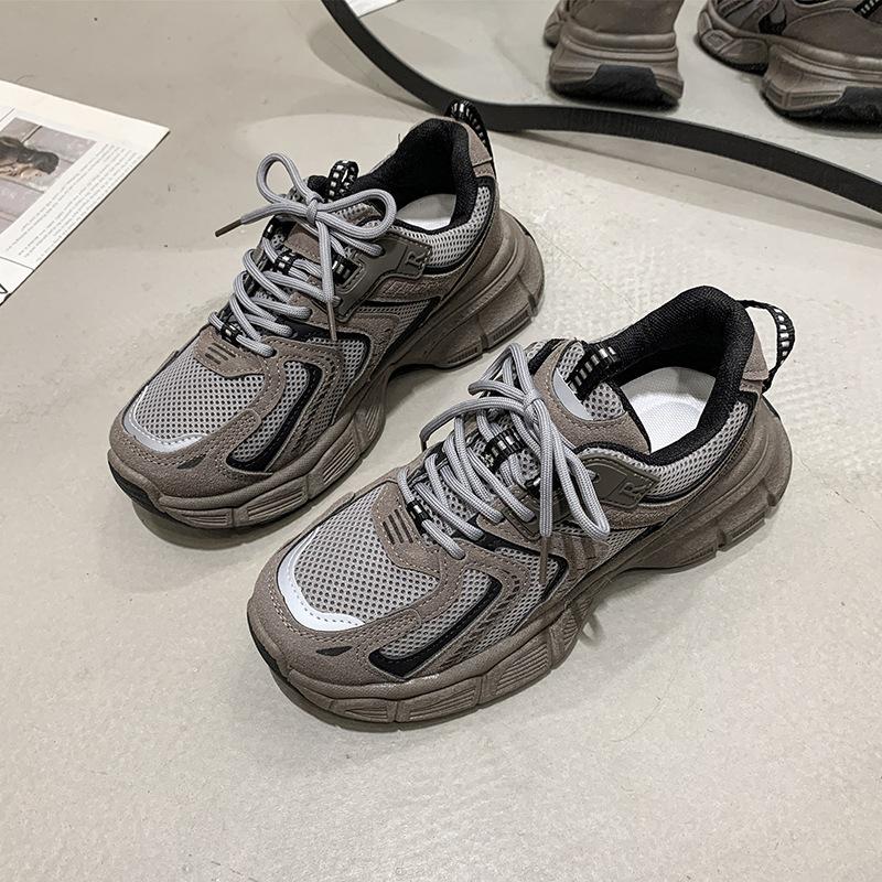 European Station 2025 Explosive Street Dad Shoes Women's Soft Leather Campus Thick-soled Versatile Inner Height Increase Casual Sneakers Women