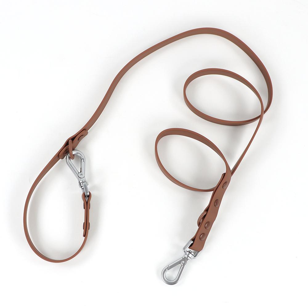 

Поводок для собак среднего и большого размера длиной 1,5 м и 1,8 м. Легкий и удобный многофункциональный и универсальный поводок для дрессировки собак из ПВХ для крупных собак. S шоколадный