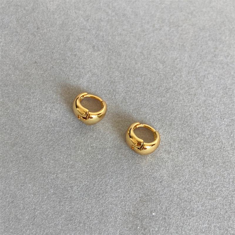 

Минималистичные золотые серьги-кольца в форме бобов - европейские и американские серьги в холодном стиле для женщин