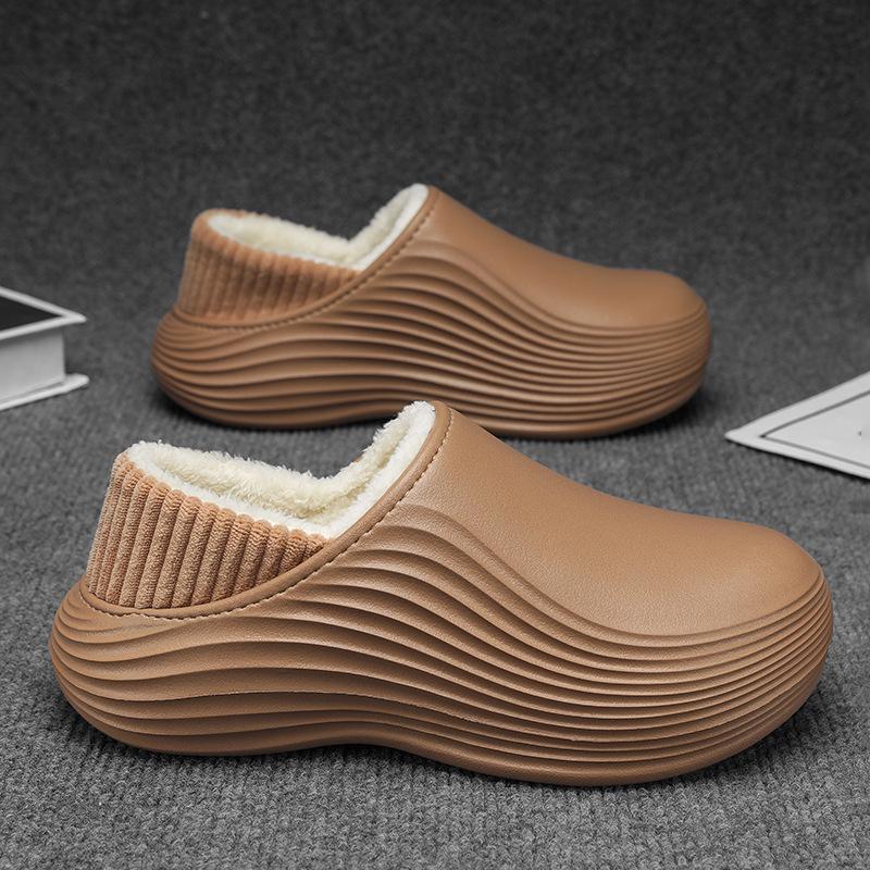 

Мужские зимние хлопковые тапочки с толстой подошвой и нескользящей подошвой 44/45 светло-коричневого