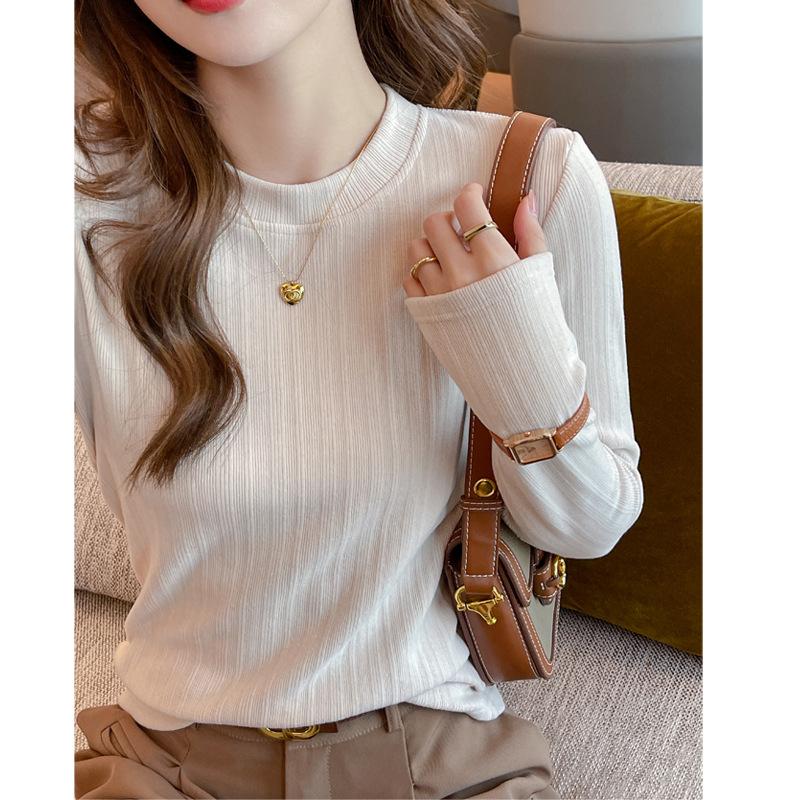 The New Threaded Small Round Neck Bottoming Shirt for Women with a High-end Sense of Autumn and Winter Long-sleeved T-shirt Can Be Worn Outside 1689