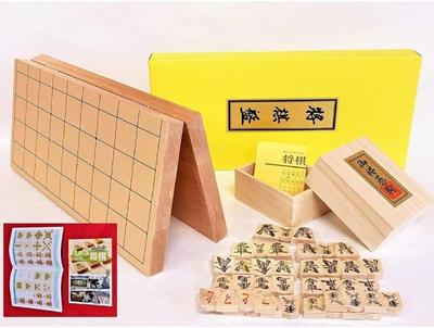 (Beginner's Guide) 7-inch Folding Shogi Board and High-quality Push Pieces Shogi Set, Our Original