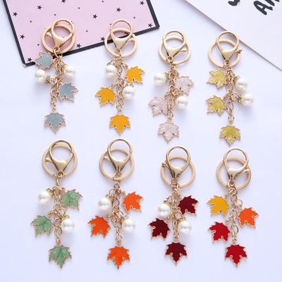 Artistic Maple Leaf Pendant Keychain for Girlfriend - Birthday & Festival Gift