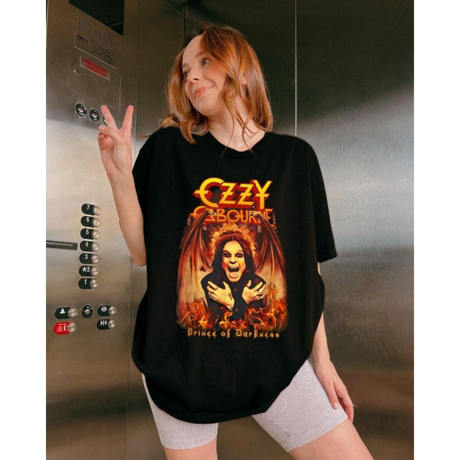 

Ozzy Osbourne Legend Rock T-Shirt Demon Wings Shirt Gift for Fans Unisex T-Shirt XXXXXL