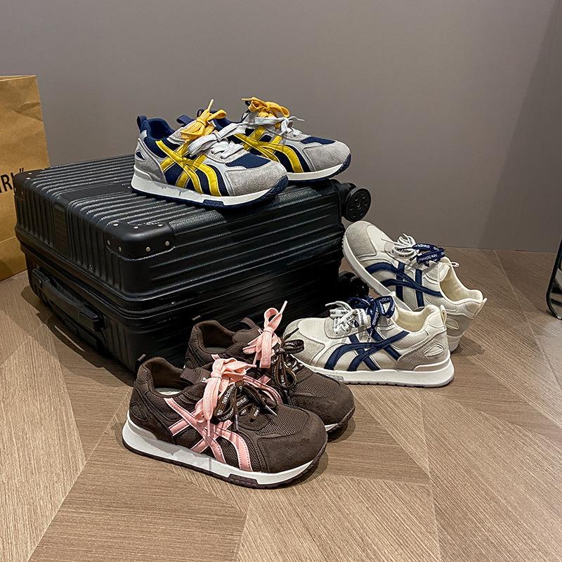 Innere Höhenerhöhung 8cm Deutsche Trainingsschuhe für Damen 2025~ Herbst neu klein atmungsaktiv weiche Sohle Sport und Freizeit Forrest Gump Schuhe Tide