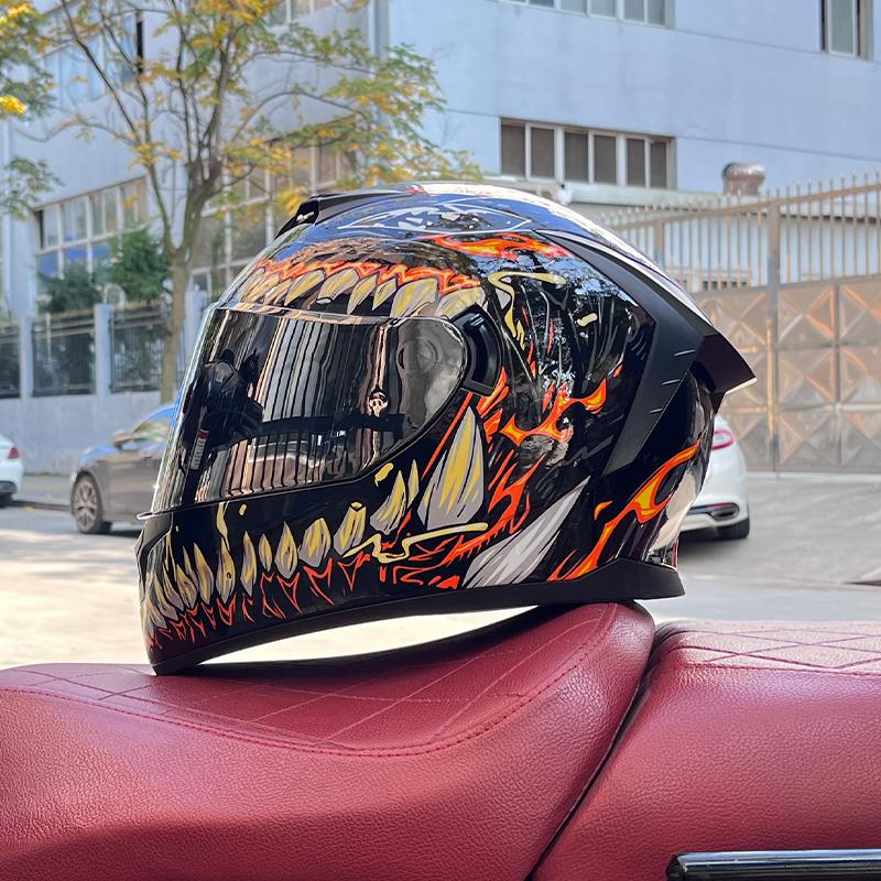 Motorcycle Full Face Helmet Moto Racing Helmet Adult Safety Helmet DOT Certified Four Seasons