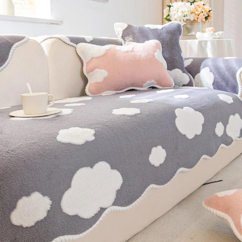 

Чехол для дивана с волнистыми краями, Нескользящие чехлы, плюшевые чехлы для дивана с облаками для гостиной, универсальный коврик для дивана 1/2/3/4, декор 70x70cm 1pcs