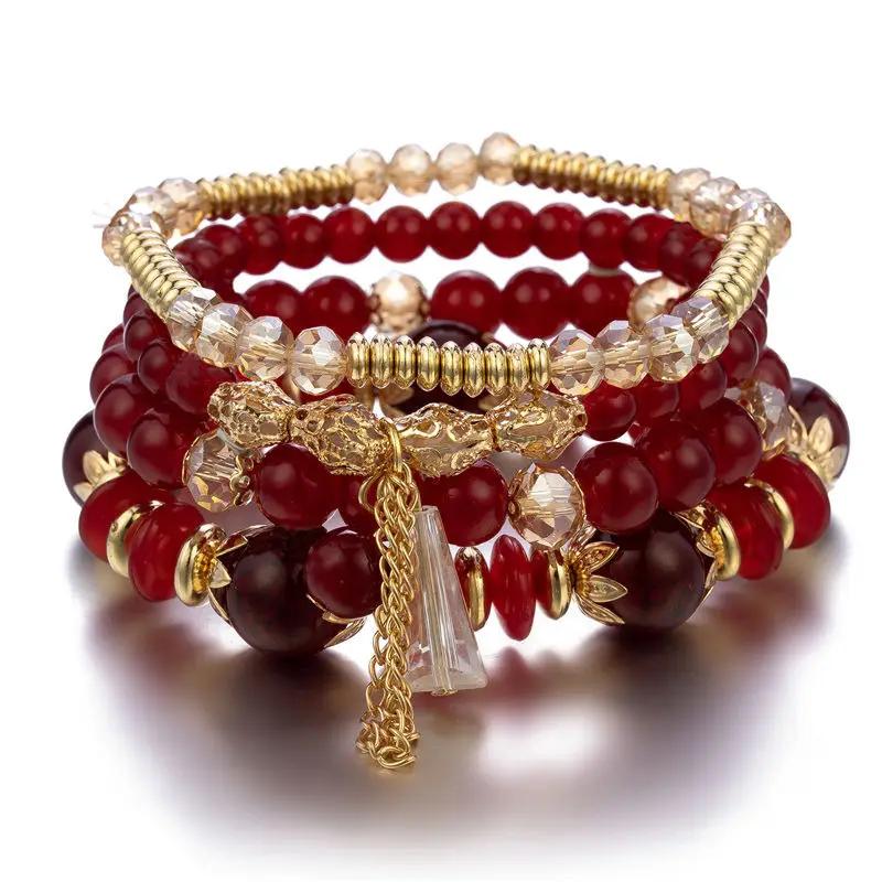 Ensemble de 4 bracelets bohèmes empilables à perles pour femmes Multicouche Perles de verre Chaîne extensible Bracelet à breloques Bijoux de mode pour hommes beige