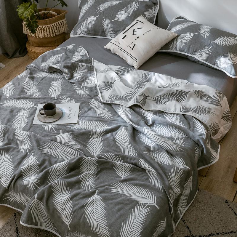 The New Cotton Six-layer Gauze Towel Quilt Is A Single Double Air Conditioning Blanket, A Cotton Sofa Towel, A Four-season Lunch Break Blanket