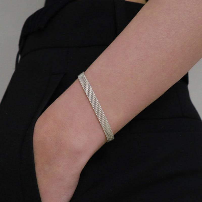Less is more silver fabou bracelet
