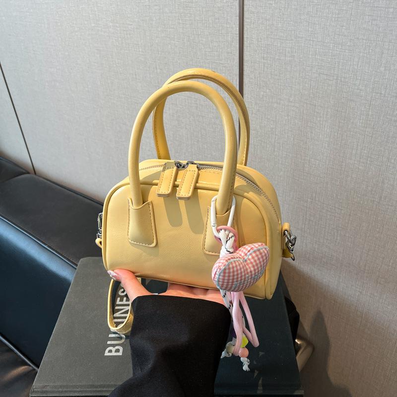High-end Niche Bag Women's New Summer Versatile Messenger Bag Portable Bowling Bag