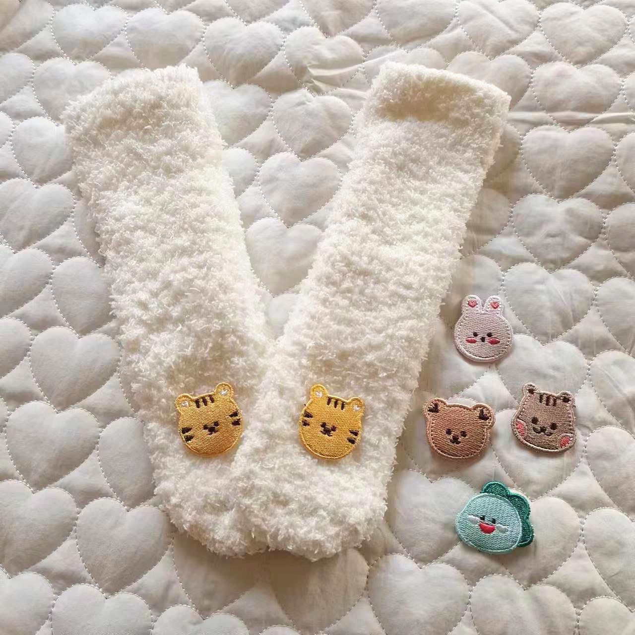 Korean-Style Unisex Plush Baby Booties - Winter Warm Non-Slip Fleece Socks One Size