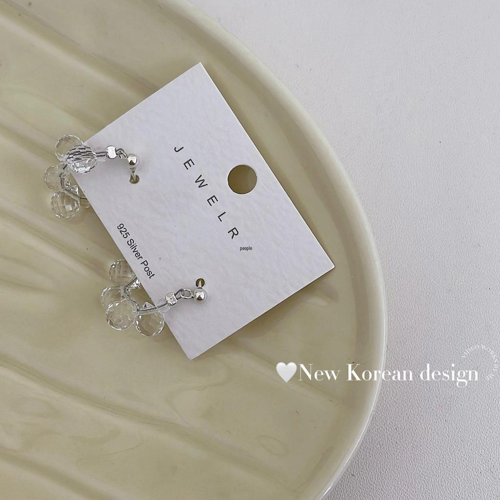 S925 Sterling Silver Crystal Stud Earrings: Sleek & Stylish Transparent Design