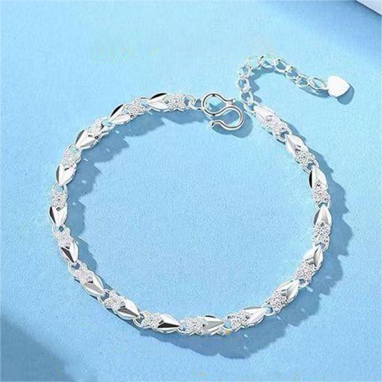 Women Bracelet Lucky Clover Heart Shape Adjustable Length Bracelet Smooth Surface Anniversary Birthday Christmas Bangle