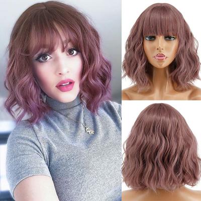 Parrucche corte ondulate per donne nere Parrucche sintetiche afroamericane con capelli rosa viola con frangia Parrucca cosplay resistente al calore