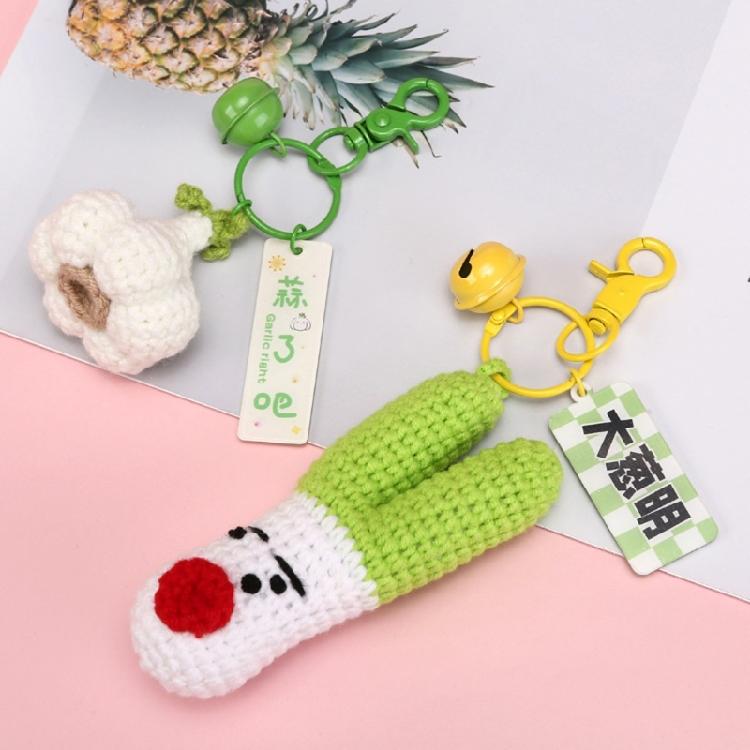 Realistic Yarn Garlic/Cabbage/Scallion/Chili Keychain Vegetable Pendant Keyring Creative Accessory for Keys Or Bags