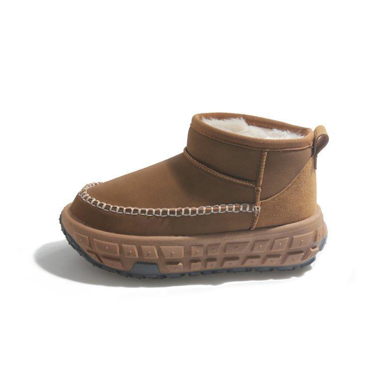 Nischendesign Samt-Schneestiefel mit dicker Sohle für Damen 2025 Winter neu vielseitig lässig rutschfest warm und bequem Baumwollschuhe