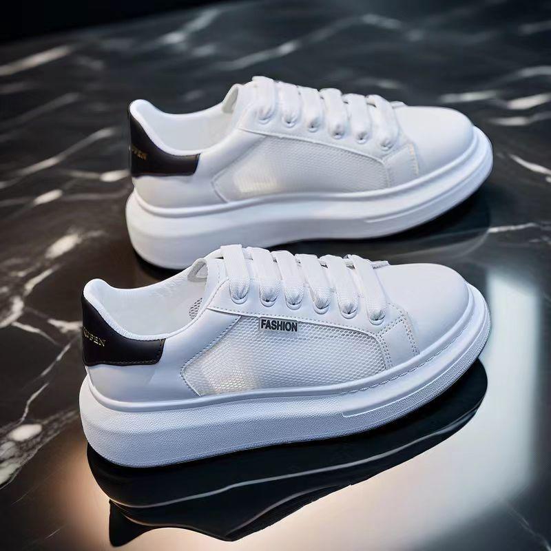 Women's Thick-Soled White Sneakers - Spring/Autumn Style for a Taller Look and Comfort for Long Days
