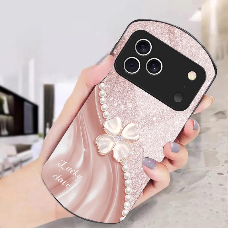Pink Four-leaf Clovers For iPhone 17 16 15 14 Pro 13 Plus 12 Mini 11 Pro Max XR X S 7 8 6 Elliptical Tempered Glass Phone Case
