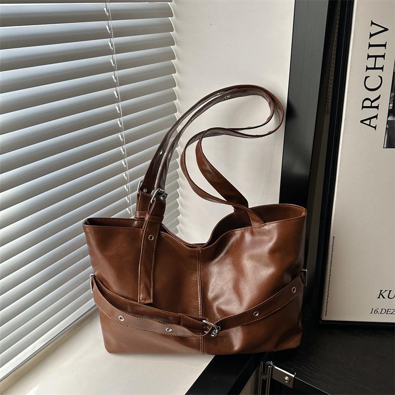 

Модная сумка-мессенджер большой вместимости, женская повседневная новая высококлассная универсальная сумка через плечо, портативная сумка-тоут для выхода в свет коричневый