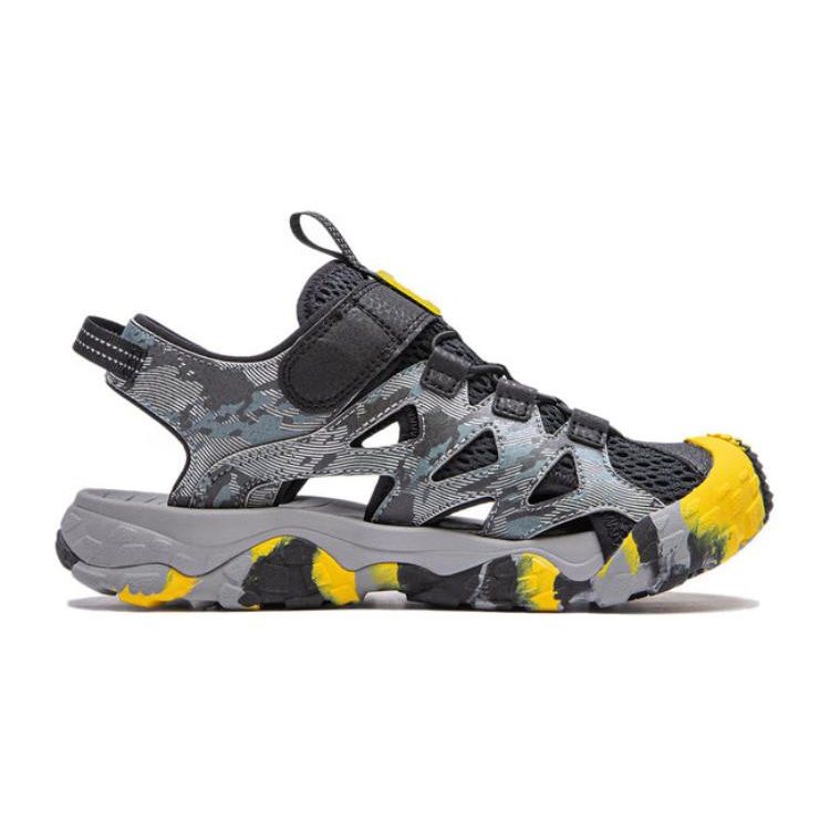 Li Ning Childrens Trekking 2 Comfortable Durable Breathable Sandals Kids Sandals Black Gray YKUU010-1