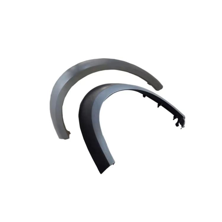 Kryt podběhu předního kola LR010631/LR010632 pro Land Rover Discovery 3/4